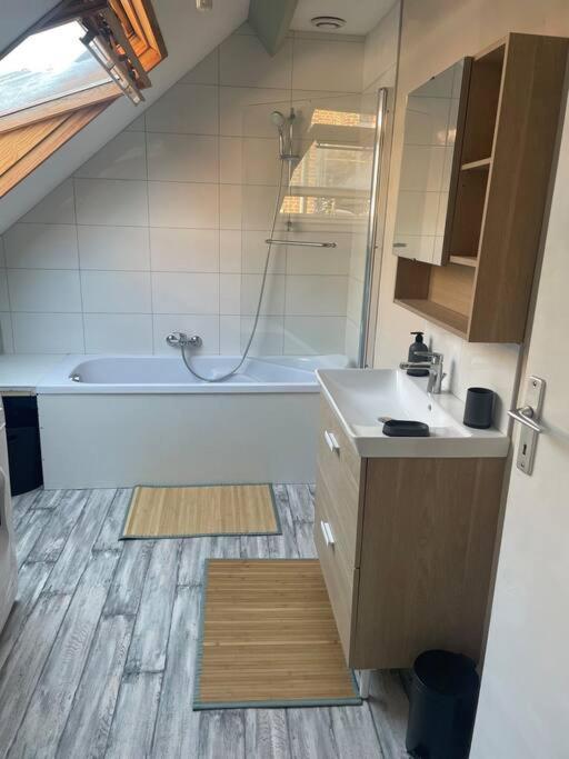 Maison A 2 Pas Du Centre Ville Peronne  Bagian luar foto